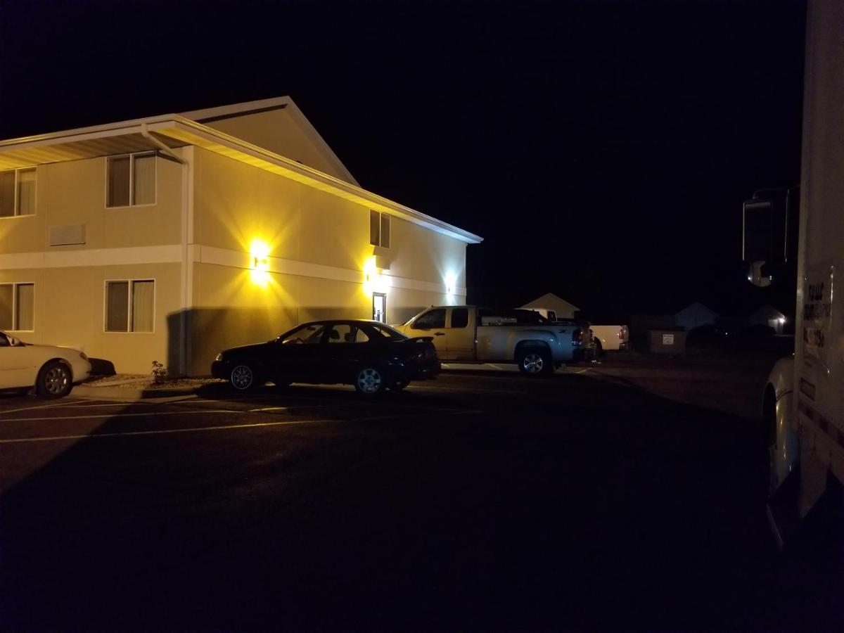 Bilmar Inn & Suites Dell Rapids Exterior foto