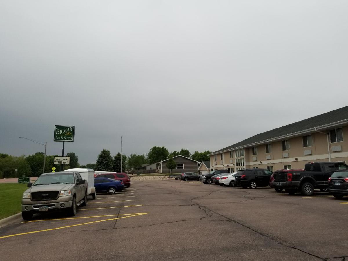 Bilmar Inn & Suites Dell Rapids Exterior foto